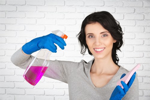 Recyclable cleaning materials and packaging sorted for recovery